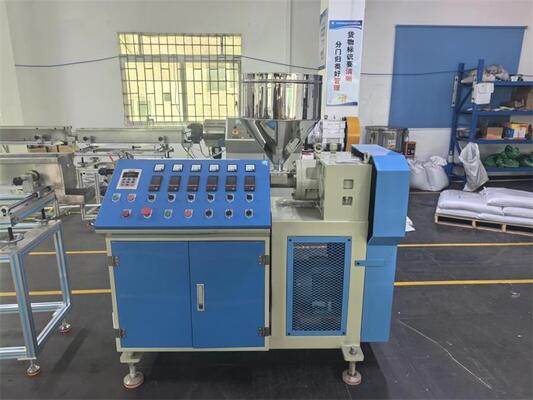آسان برای کار کردن اتوماتیک PVC پلاستیک اتصال کویل رشته اکسترودر ماشین و PVC رشته اکسترودر ماشین